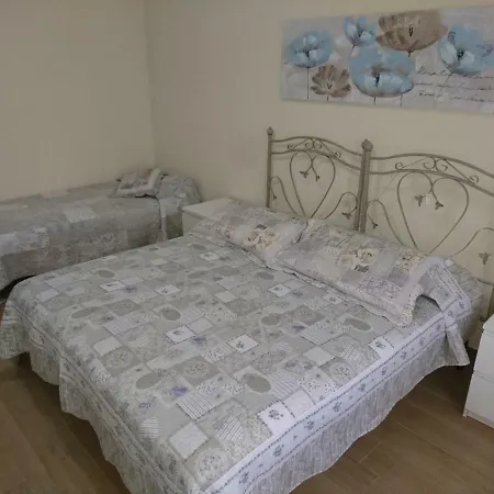 Creazzo Rooms Rum i privatbostad *