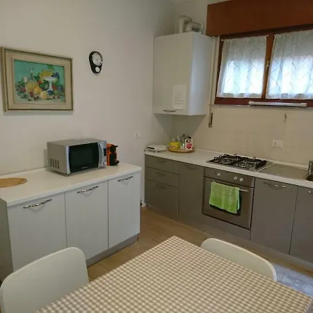 Creazzo Rooms Homestay