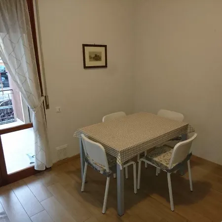 Homestay Creazzo Rooms